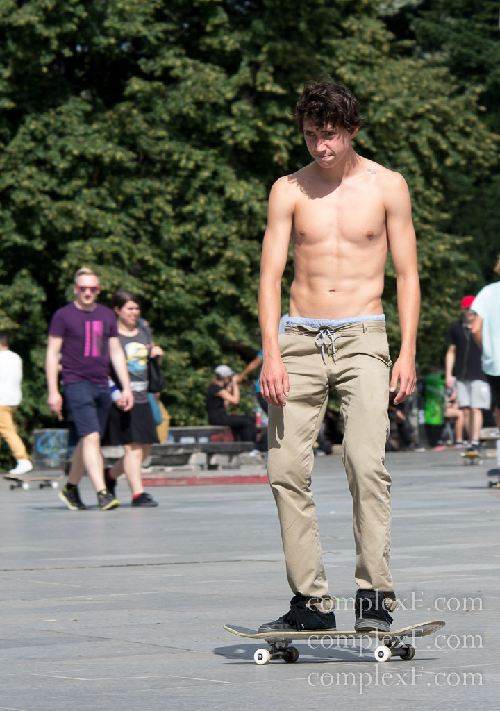 danielle beevers recommends Skater Twinks