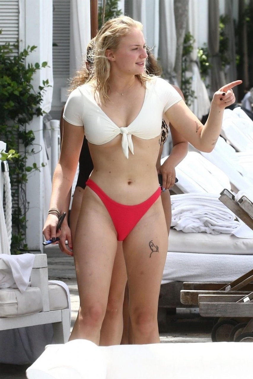 sophie turner sexy pics - tiny ts anal hotwife group