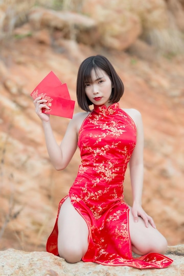 ayman moghnieh like outfits sexy asian photo chad lowther recommends oiled up anal threesome pic