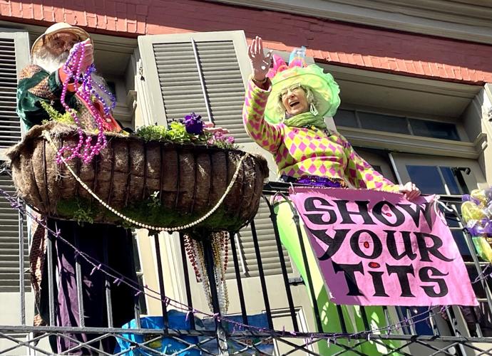 arthur snow recommends flashing boobs at mardi gras pic