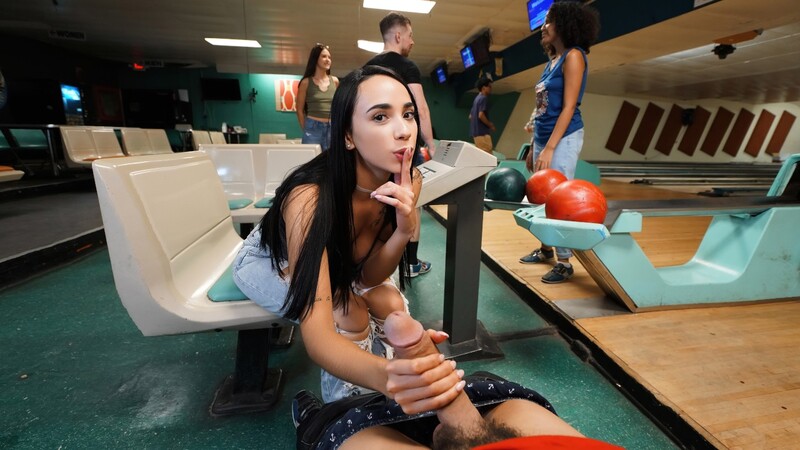 free iknowthatgirl porn - valentina nappisex amateur couple at gloryhole