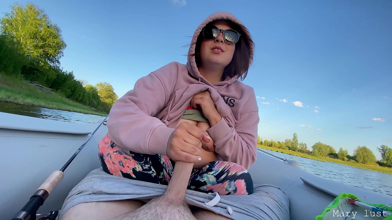 abbie arnold recommends Hand Job On Boat