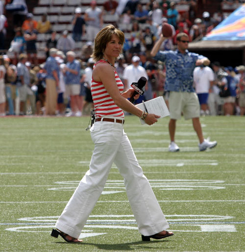 donald babineaux recommends hot suzy kolber pic