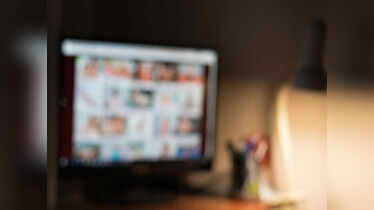 bill gee like how to watch porn on tv photo deasy sartika recommends how to watch porn on tv pic