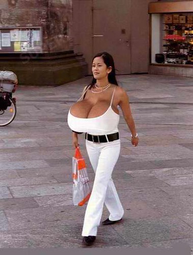 brad bodell like huge tits street photo cilla rose recommends huge tits street pic