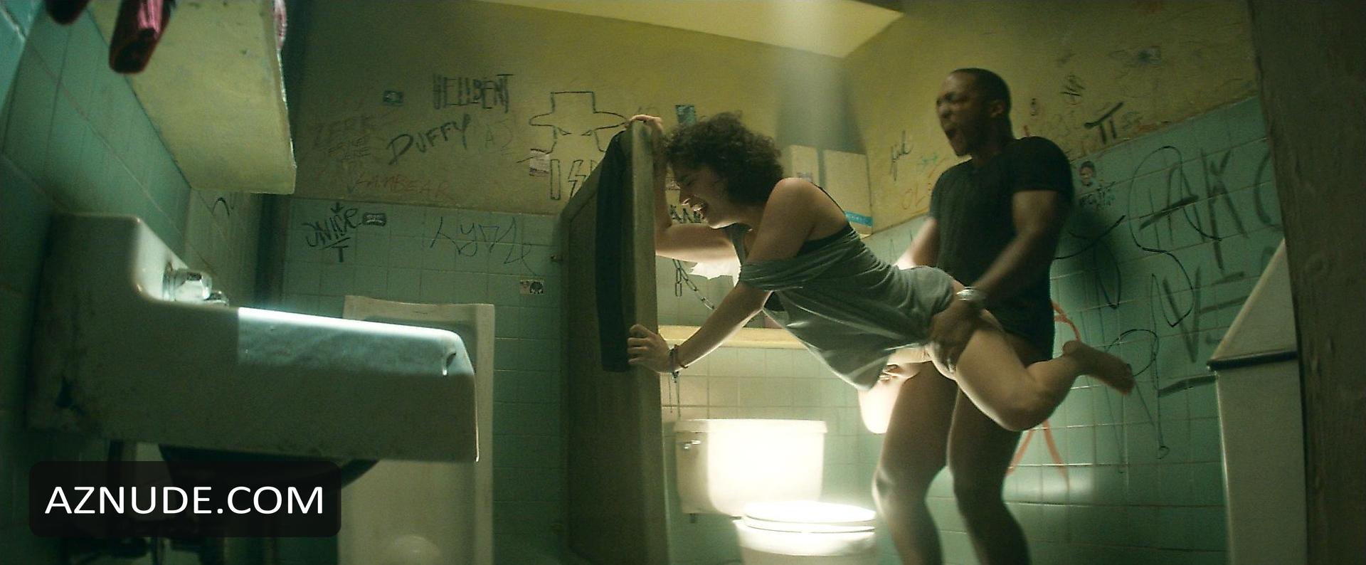 ilana glazer nude - fit kitty full video jill off instructions