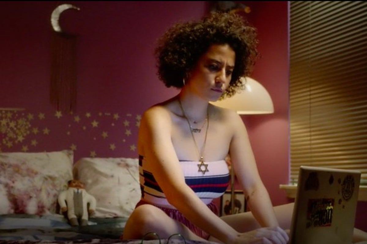 donna eastman recommends ilana glazer sexy pic