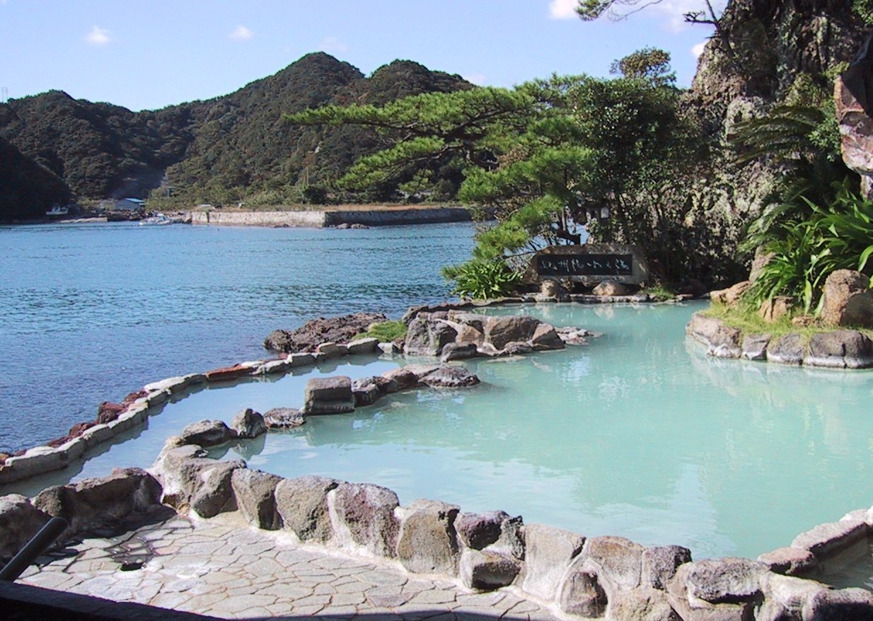 beruang ganas like japanese hot springs nude photo cameron roden recommends japanese hot springs nude pic