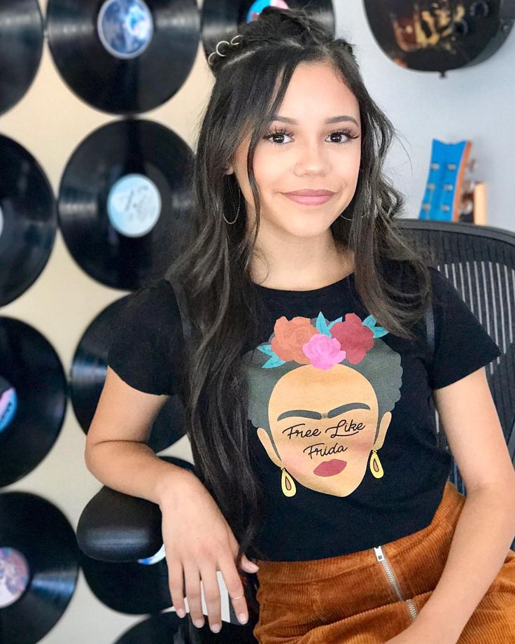 jenna ortega porm - men spanked in panties kaho kisugi