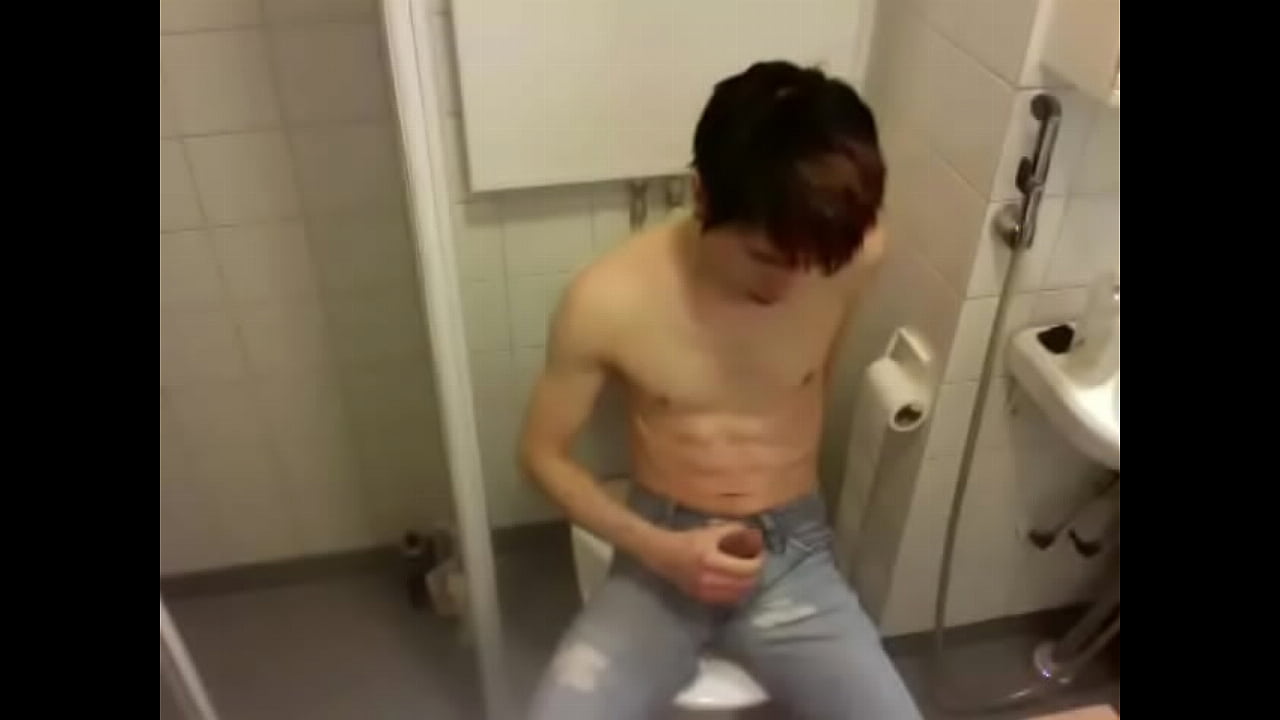 david merc like jerking off in jeans photo ashley renk recommends jerking off in jeans pic