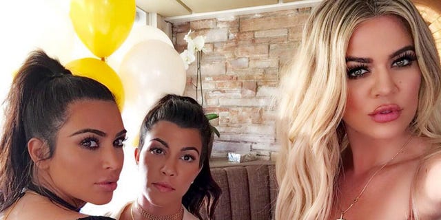 carlos joglar recommends Kim Kardashian Gives Head