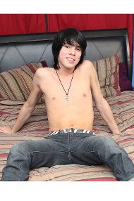 Best of nyepong kontol beau cortez share kyler moss pornstar photos