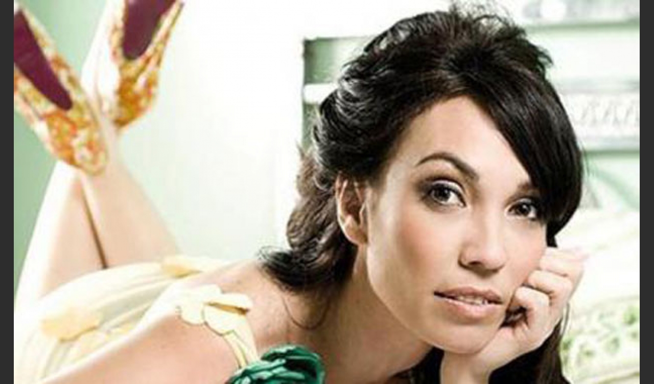 lola lozado - james deen anal homemade wife cuckhold