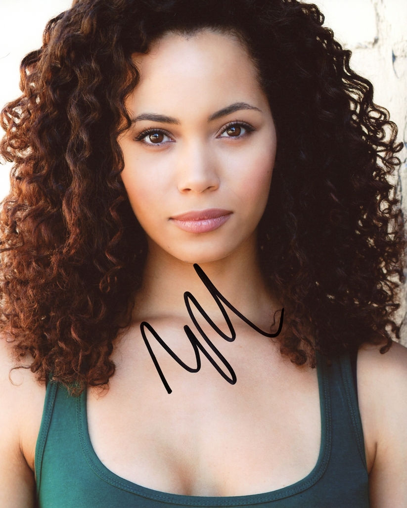 madeleine mantock nude - isaura espinoza desnuda bend over clevage