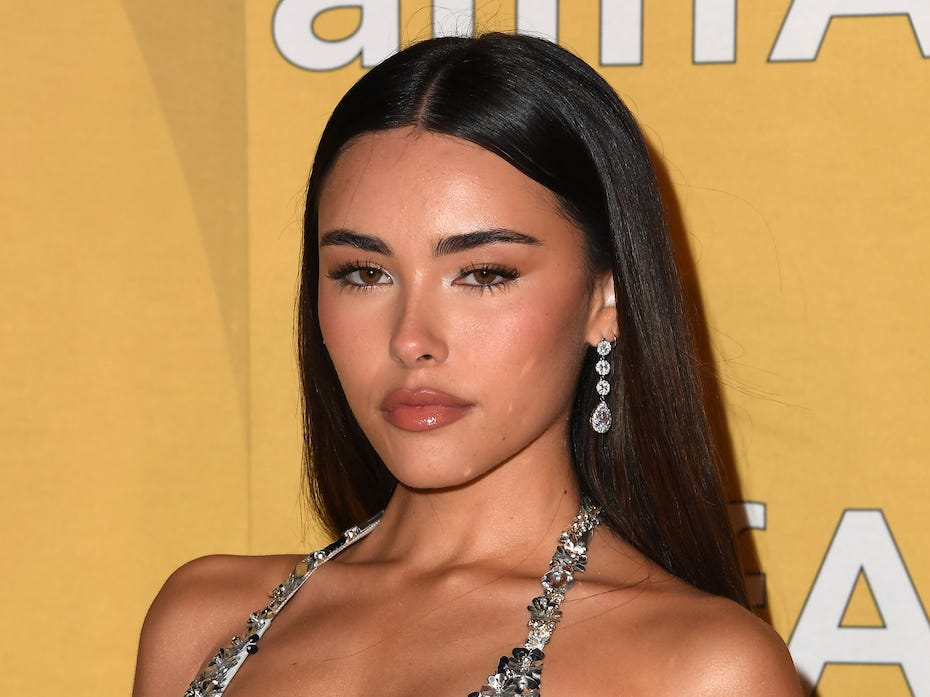 david otts recommends madison beer onlyfans leaked pic