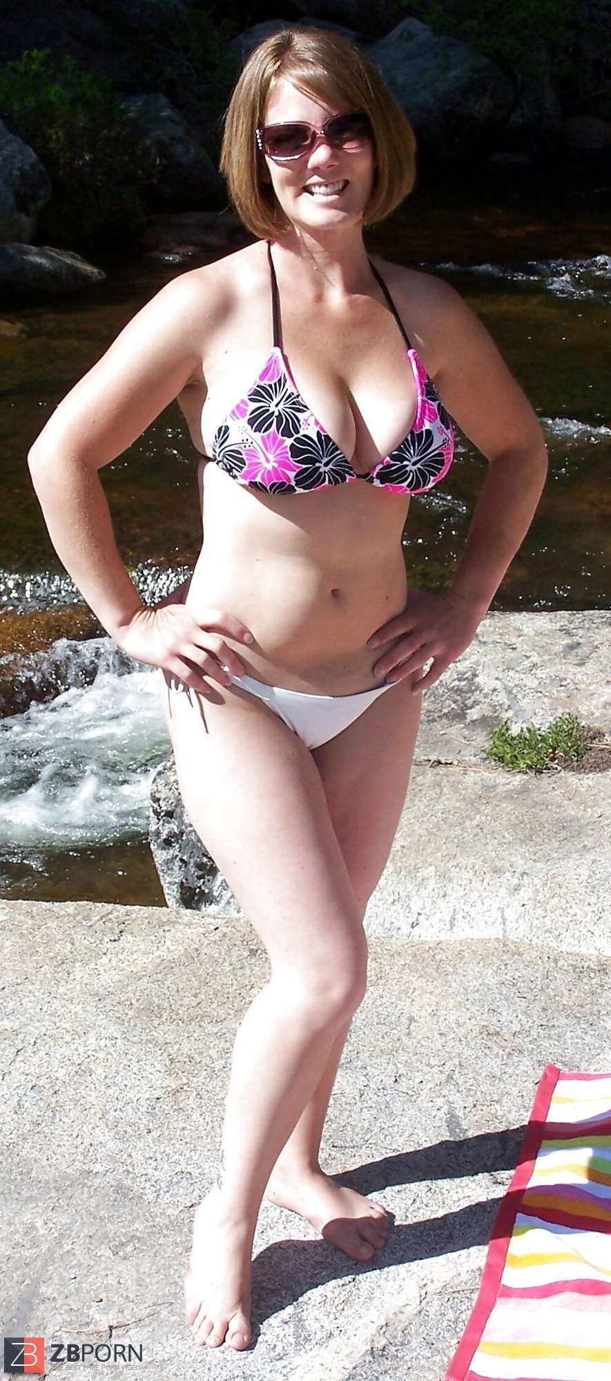 ben zaniewski like mature bikini porn photo awilda pacheco recommends mature bikini porn pic