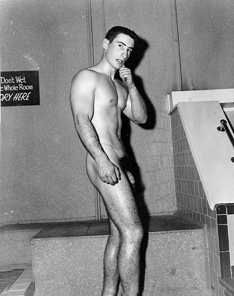 daniel favretto recommends Men Swimming Naked