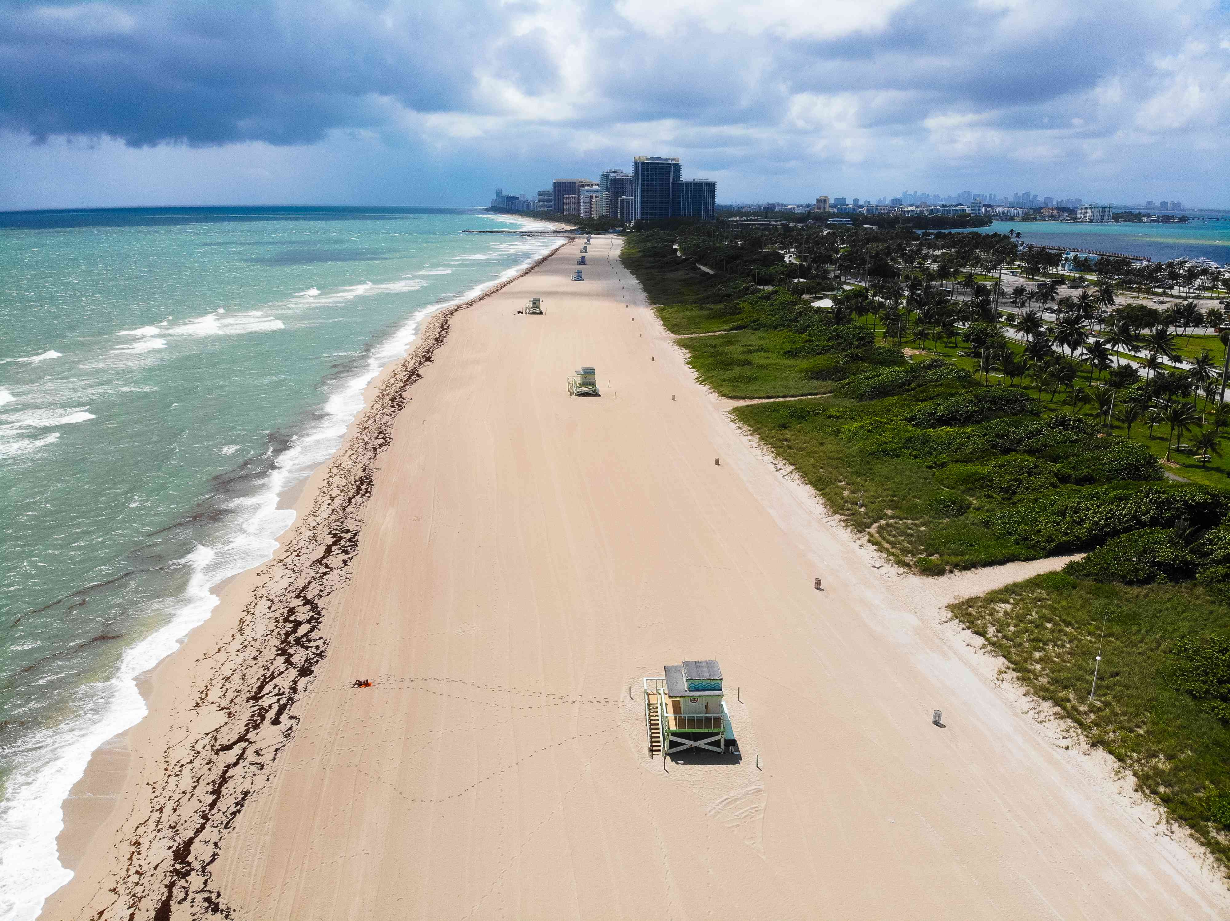 miami beach topless - la maestra onlyfans asgf giantess