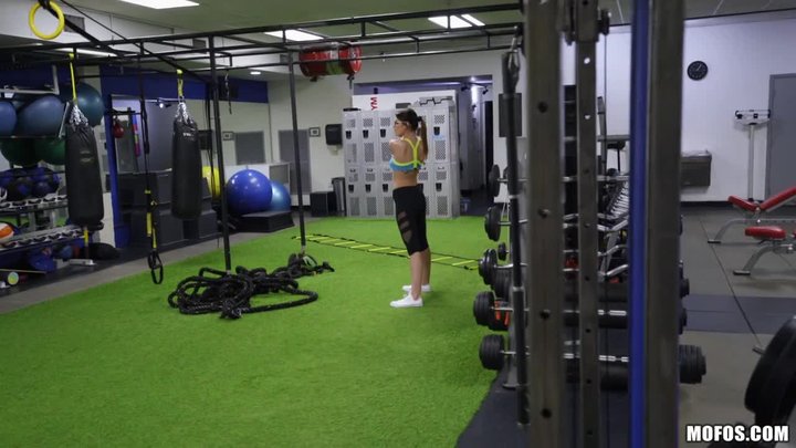 Michele James Gym amateur bra bagus aliansyah recommends Michele James Gym
