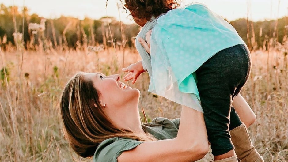brent bragg recommends Mom Lapdance