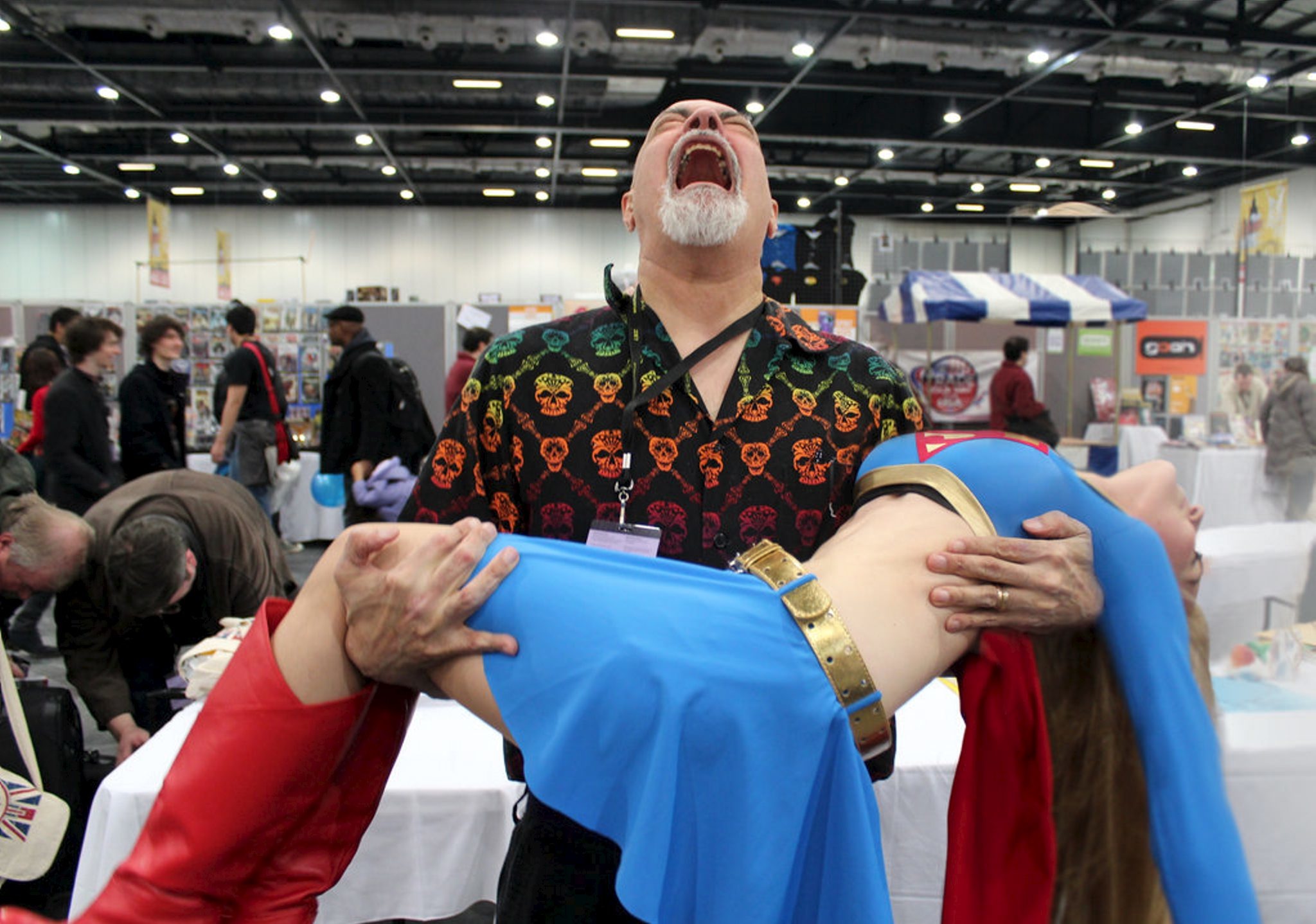 naked at comic con - phoenix marie 4th of july dressed and undressed pics