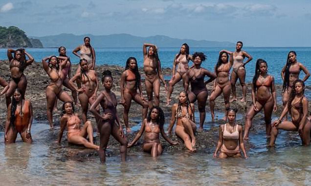 amor omblero recommends Naked Beach Group