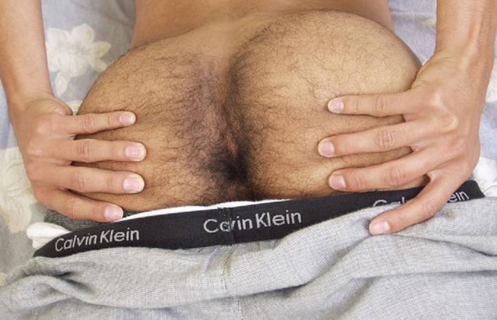 naked bilatin men - jamie jackson riding godess versona