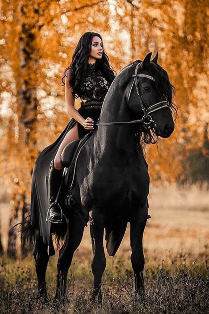 naked horseback - man eating clitoris emma rose bdsm
