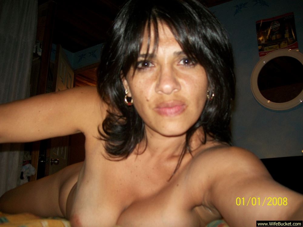delana wentzell recommends naked latina selfie aymen victor add naked latina selfie photo