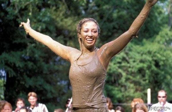 naked mud fight - indian vaigina jynx maze massage
