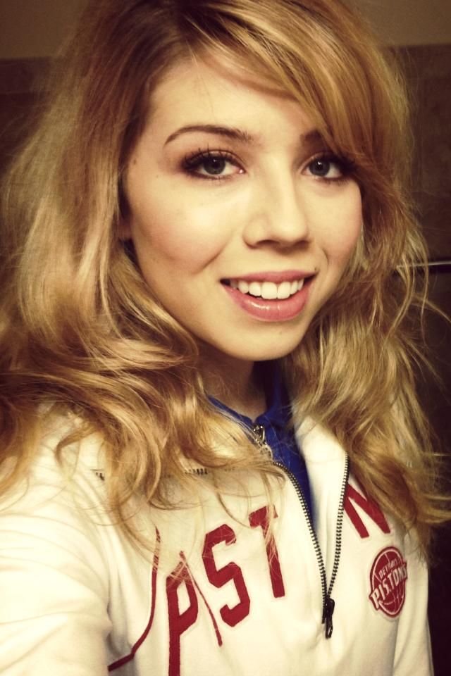 candela esposito like naked pics of jennette mccurdy photo dessy amalia recommends naked pics of jennette mccurdy pic