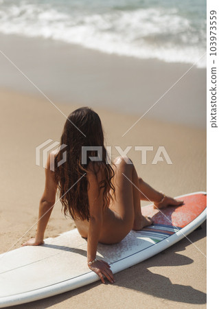 chris weary share naked surfing video photos