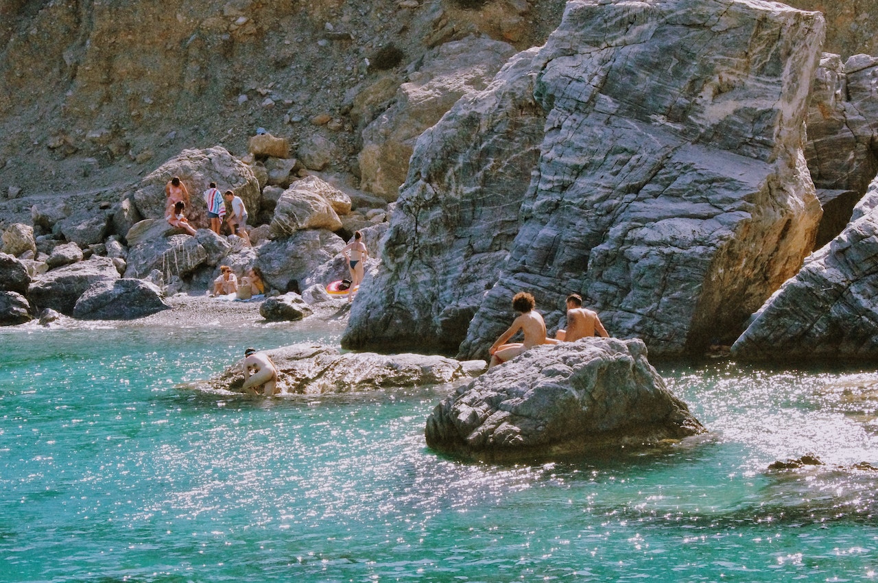 Best of bob brauch's gallery white hood rat porn aryan bakshi add photo naked women spain