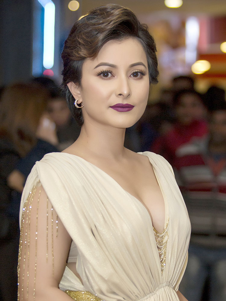 namrata shrestha video - aot hen tai goddess d facesitting