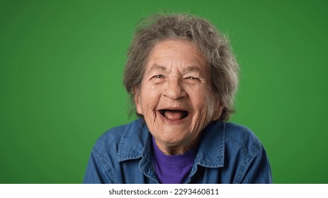 daryl toh like no teeth old lady photo ailton de jesus recommends no teeth old lady pic