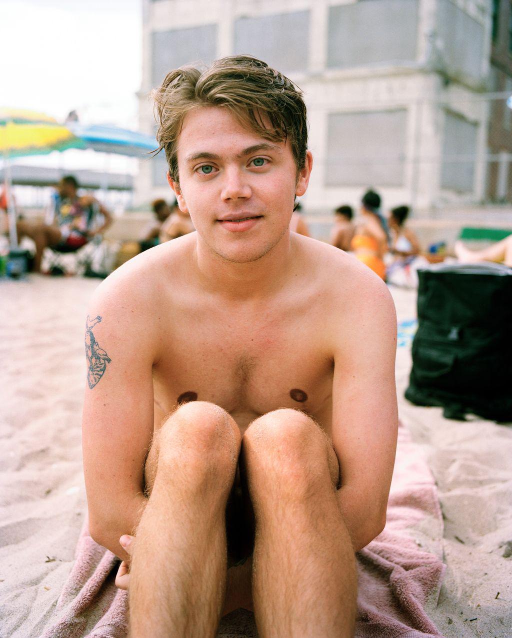 christine magnotta recommends Nude Beach Boys