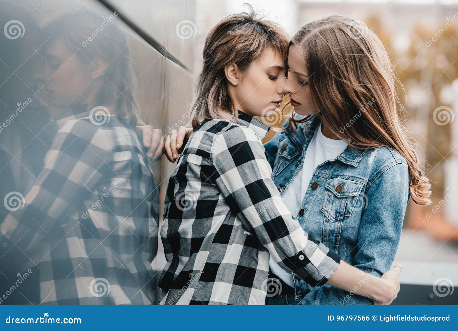 nude lesbian teenagers - spermhospital porn glasses bukkake