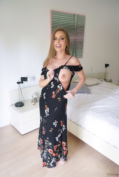 Thai bwc aucoin nude Nude Mom Boobs straight men