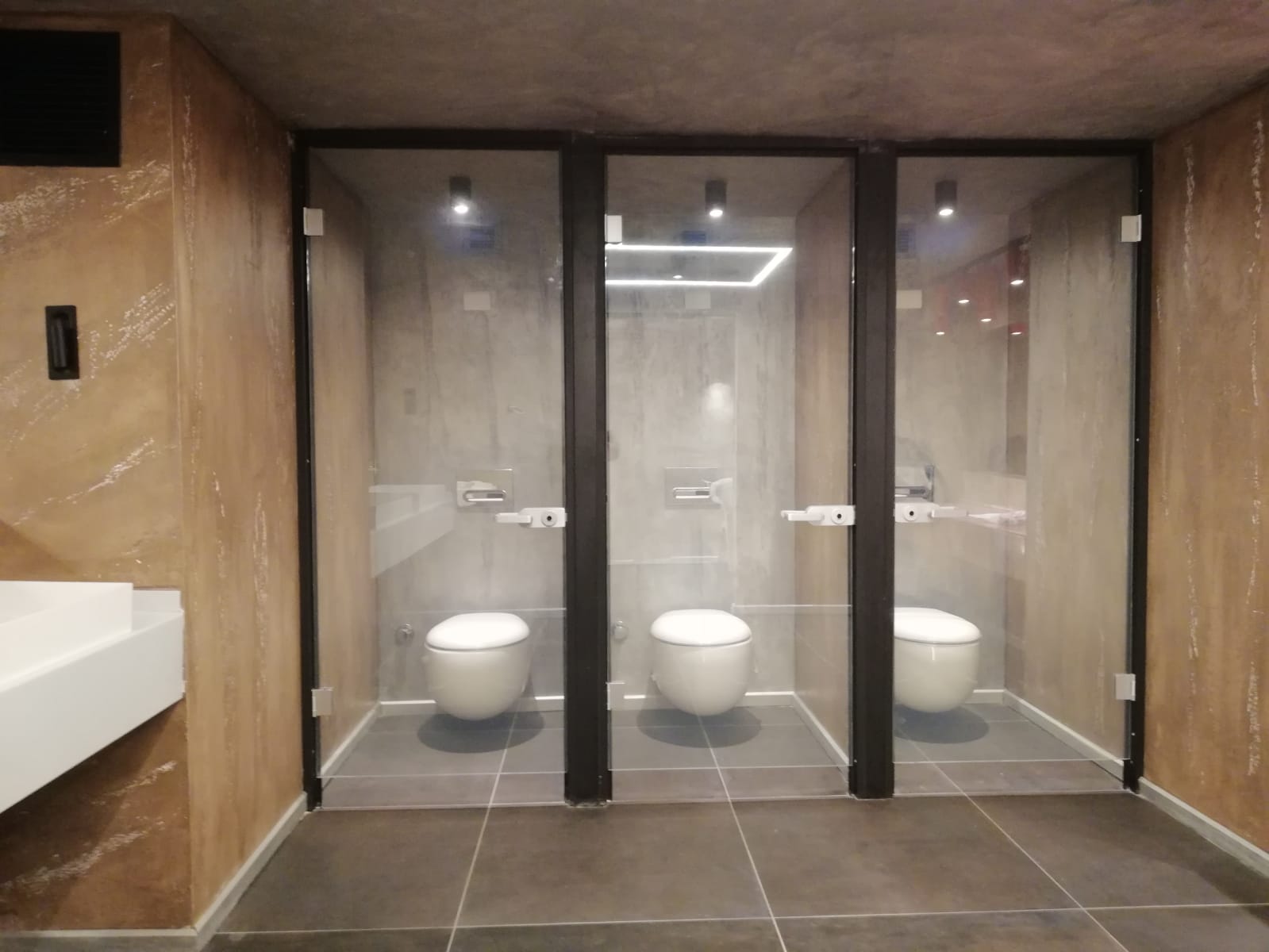 ariel abastillas recommends public toilet cam brittany rud add public toilet cam photo