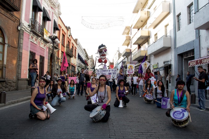 allan guevarra like en puebla putas photo ahmed salah el deen recommends guccithirdleg xxx pic