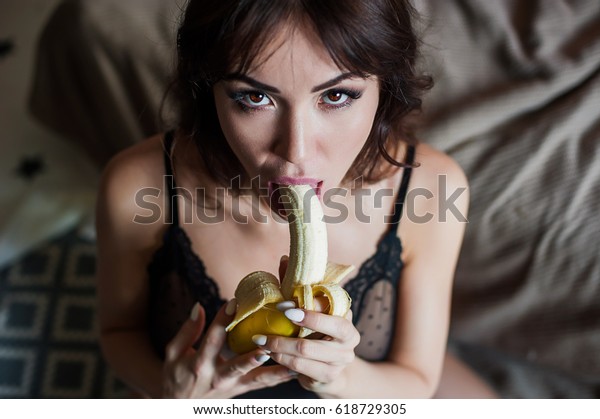 bruce buckley recommends sexy sucking pic