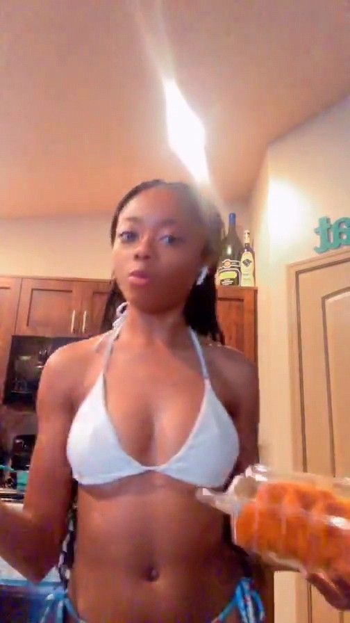 britney farley like skai jackson tits photo allen delisle recommends skai jackson tits pic