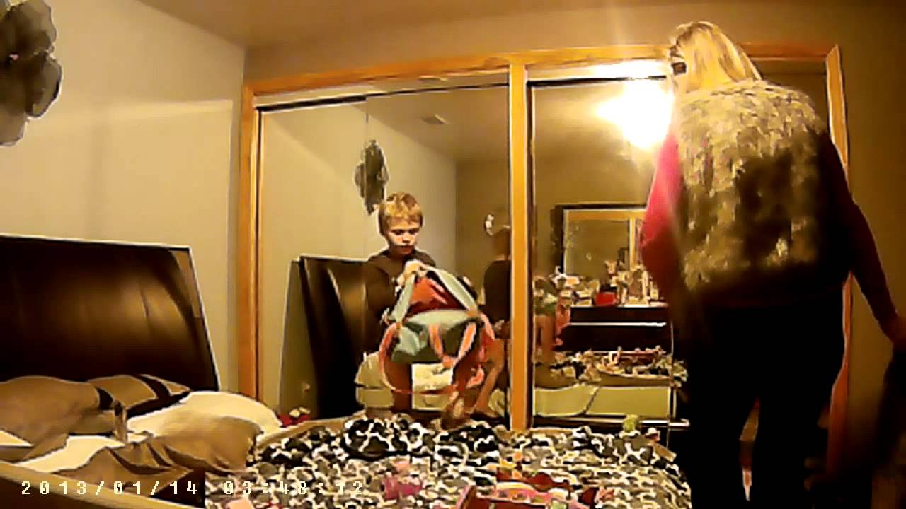 spying on my sister in the bathroom - finishes the job borracha sex