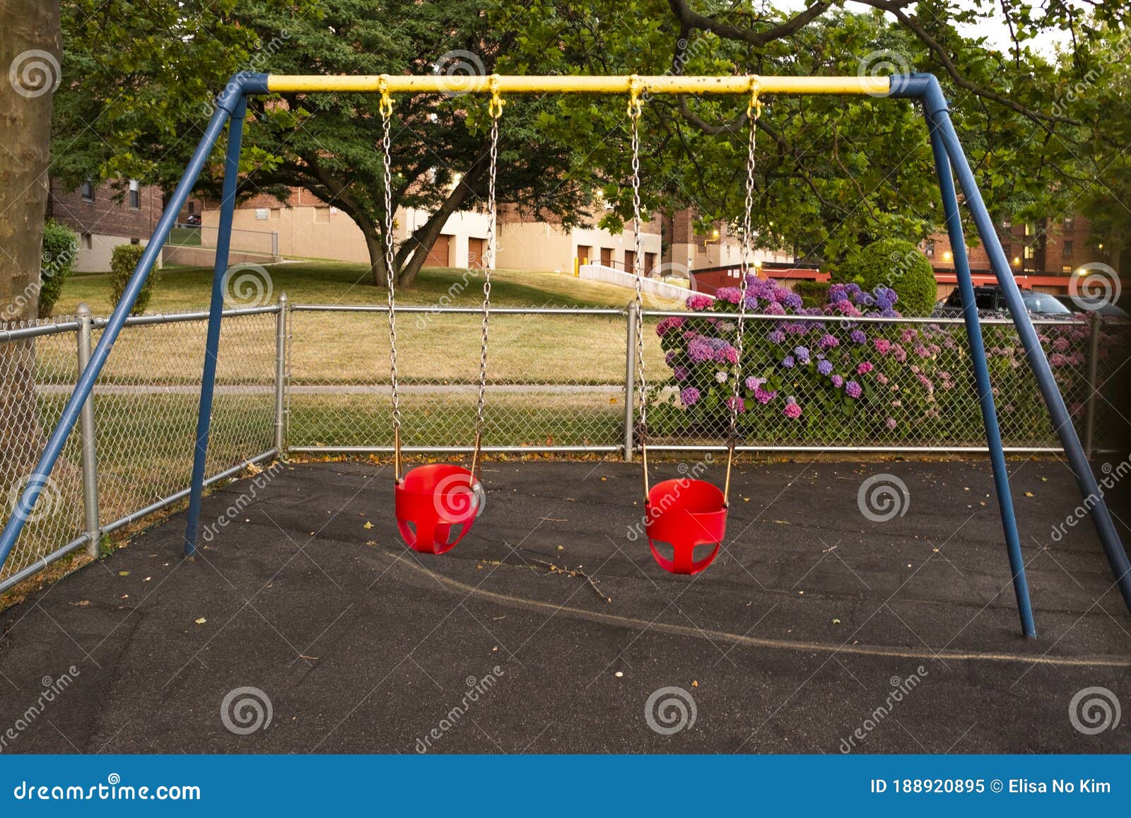 Best of Swingers outdoor