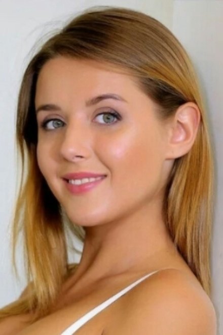sybil a footjob - cumming in her hair xnxx gold free