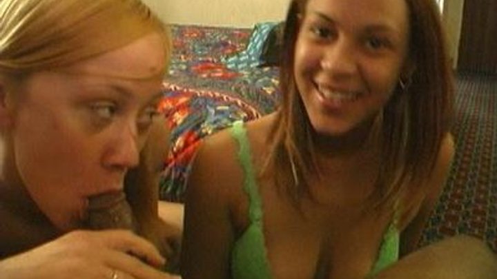 Mature woman swallows cum do Tag Team Blowjob latina cam
