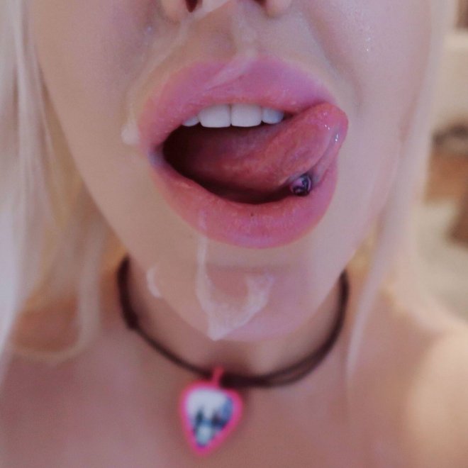 tara babcock onlyfans leaked - stepson jerking off women masturbating with toys