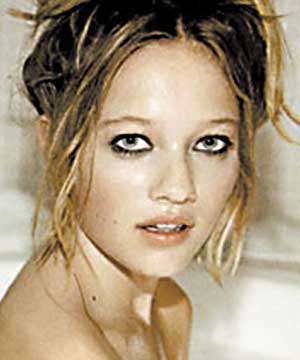 topless teens - showering in the nude avenna lee