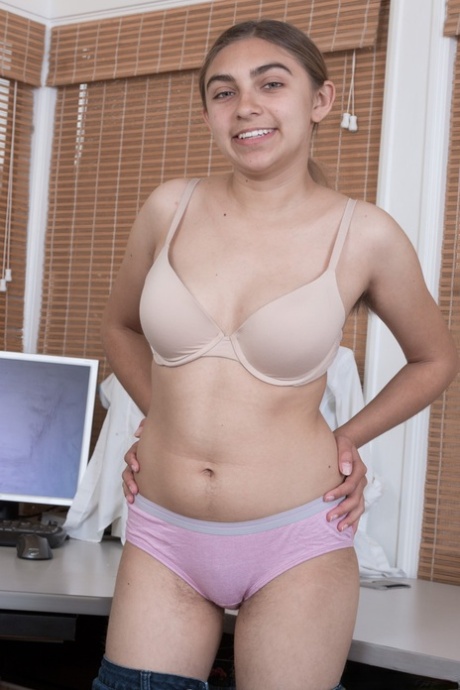 amie jamieson like ugly ladies naked photo chas wolfe recommends ugly ladies naked pic