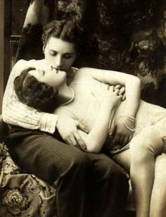 Best of mckinley richardson leak cole linton share vintage lesbian seduction photos